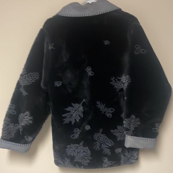 Jacket - fun fur. soft size Medium - Picture 6 of 7